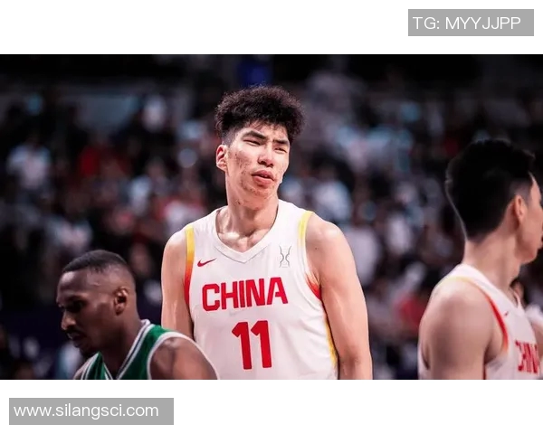 中国篮球明星排行榜揭晓前三名球员风采与成就分析